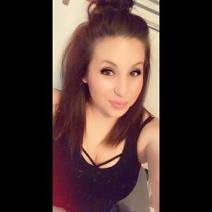 Meet your Posher, Leah